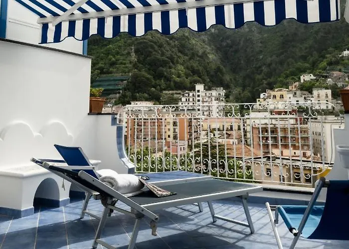 Libeccio - Apartment With Terrace And Sea View